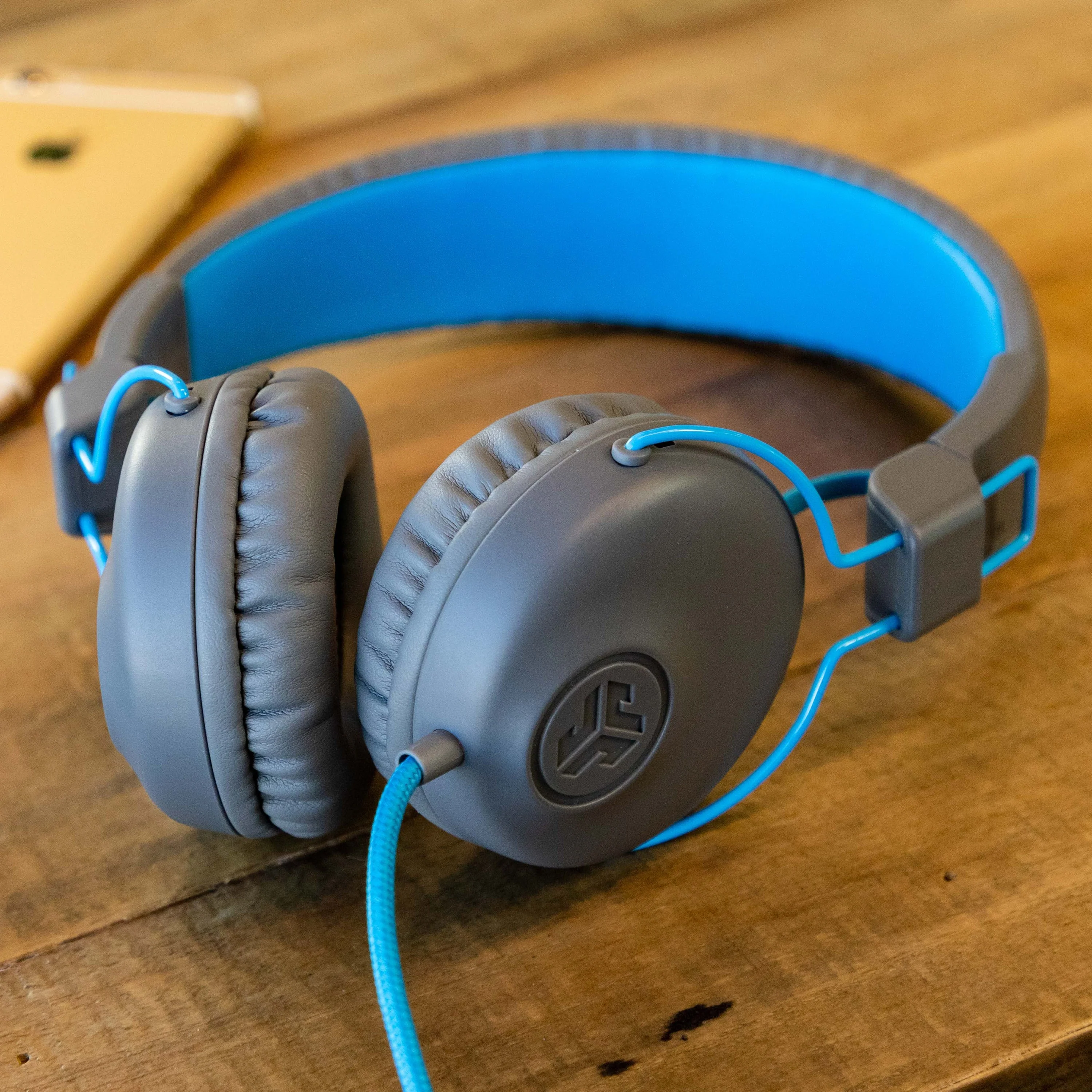 JLab Studio On-Ear Wired Headphones Graphite/Blue - Image 2