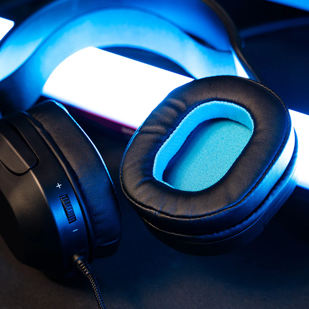Nightfall Wired Gaming Headset Black - Image 5
