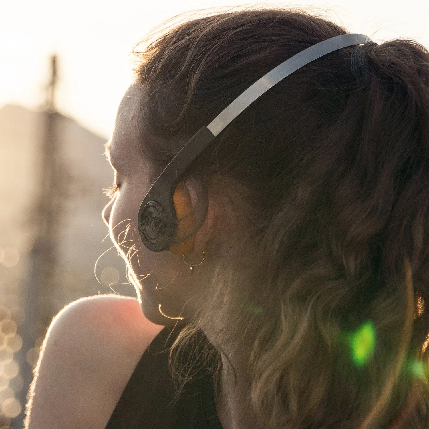 Rewind Wireless Retro Headphones Black - Image 3