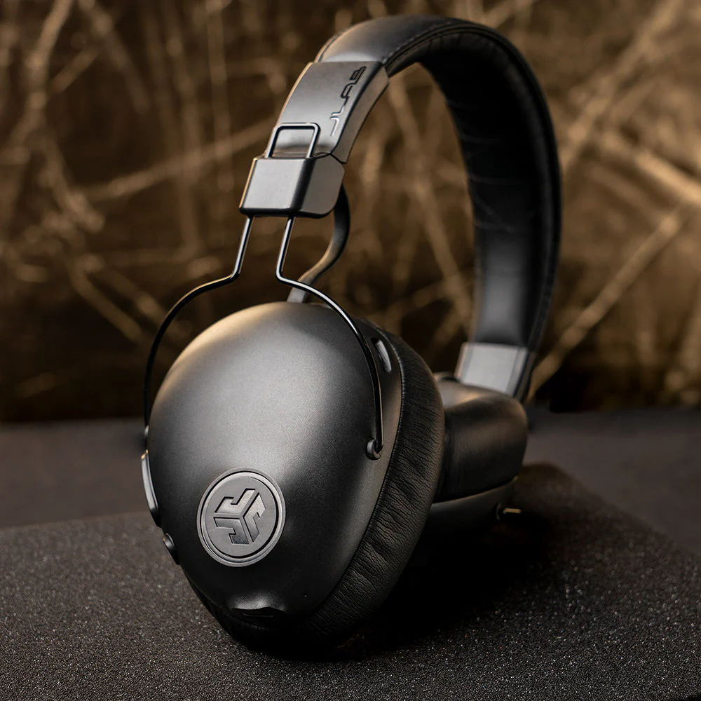 Studio Pro ANC Over-Ear Wireless Headphones Black - Image 5
