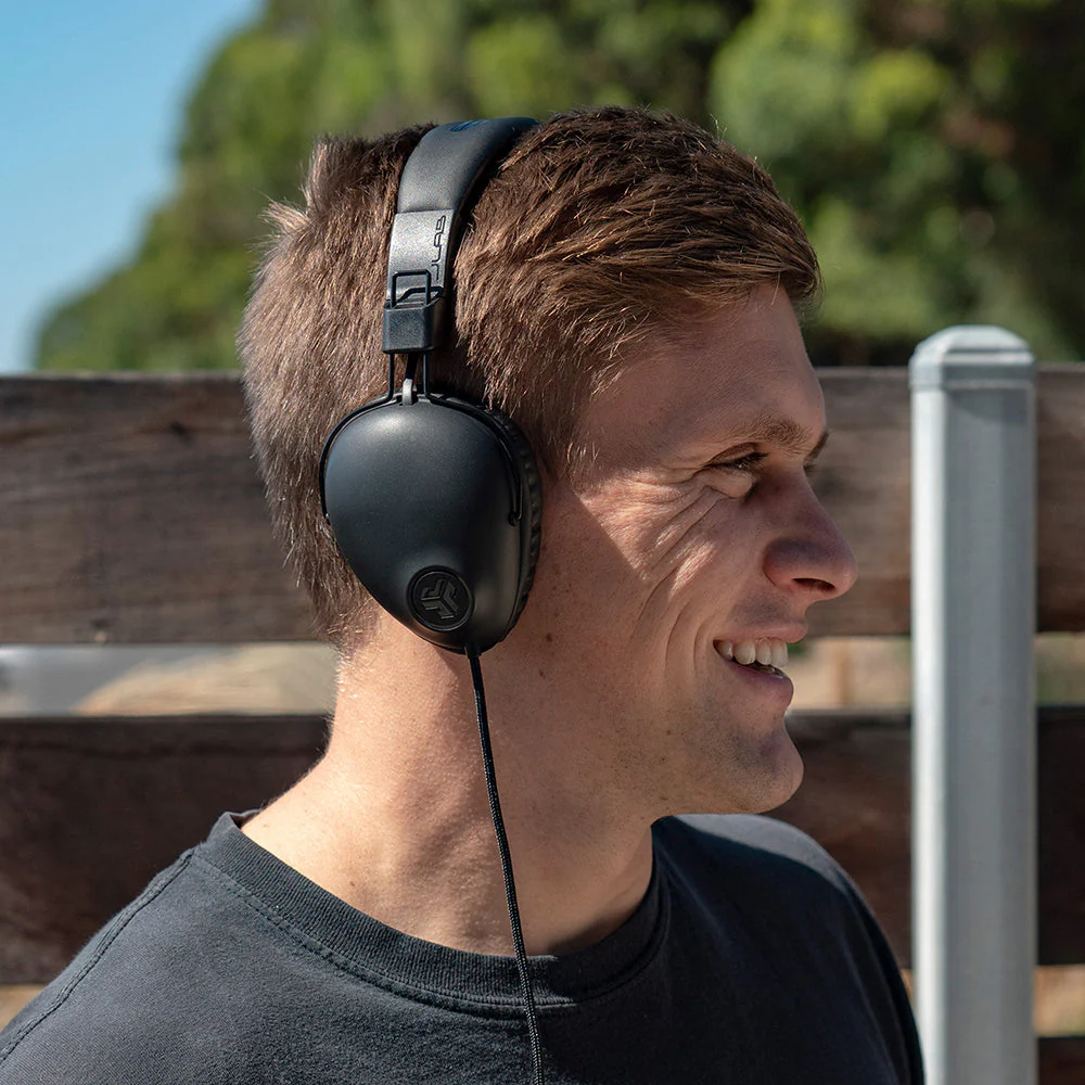 Studio Pro Over-Ear Headphones Black - Image 3