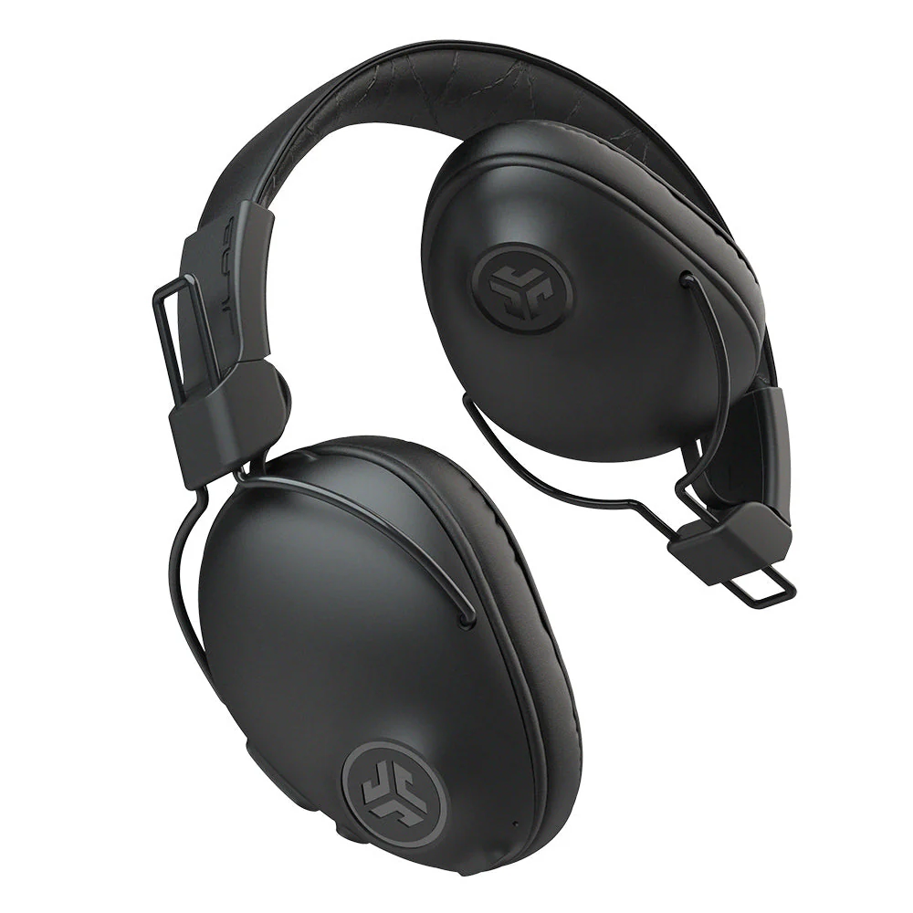Studio Pro Wireless Over-Ear Headphones Black - Image 3
